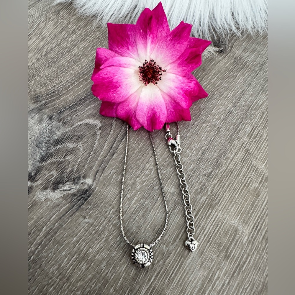 💞 BRIGHTON Fortino Petite Reversible Crystal Pendant Necklace